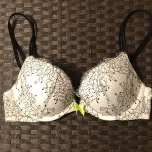 Victoria’s Secret Very Sexy Push-up